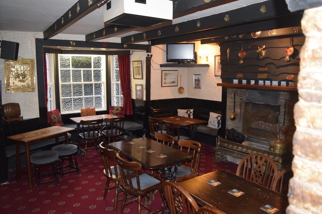 The Angel Inn 앨스턴 외부 사진
